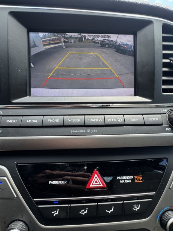 2018 Hyundai Elantra Image 6