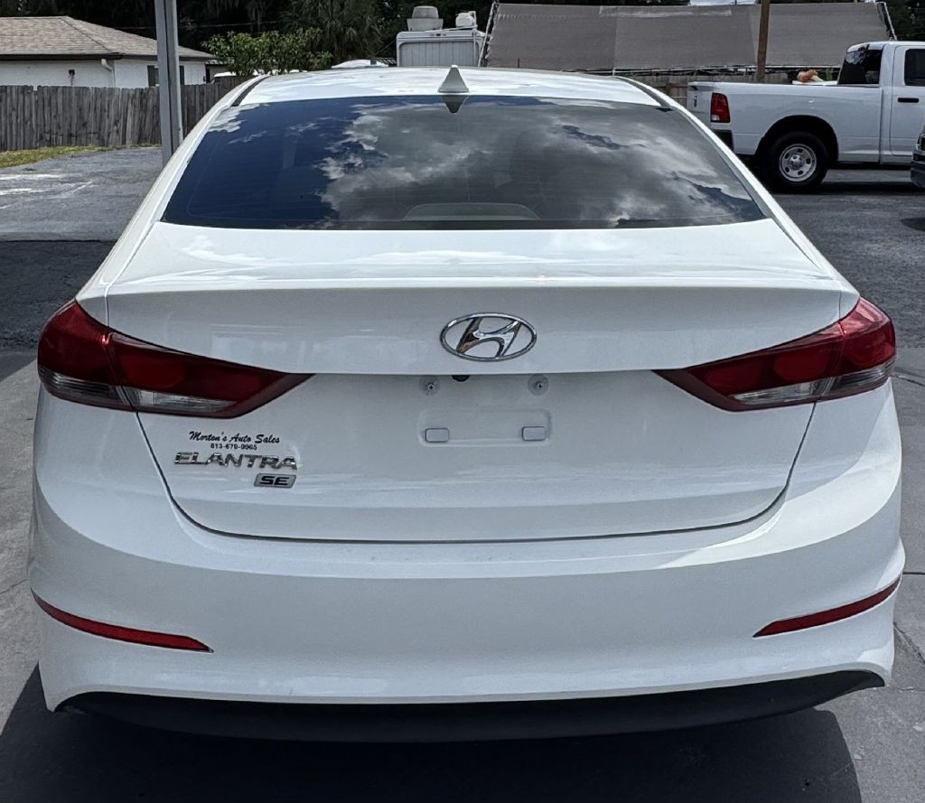 2018 Hyundai Elantra Image 8