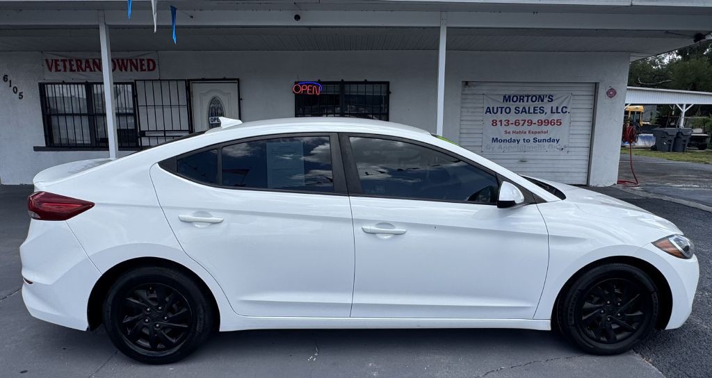 2018 Hyundai Elantra Image 11