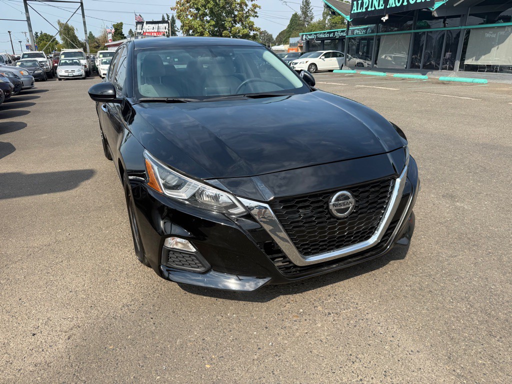 2020 Nissan Altima Image 4