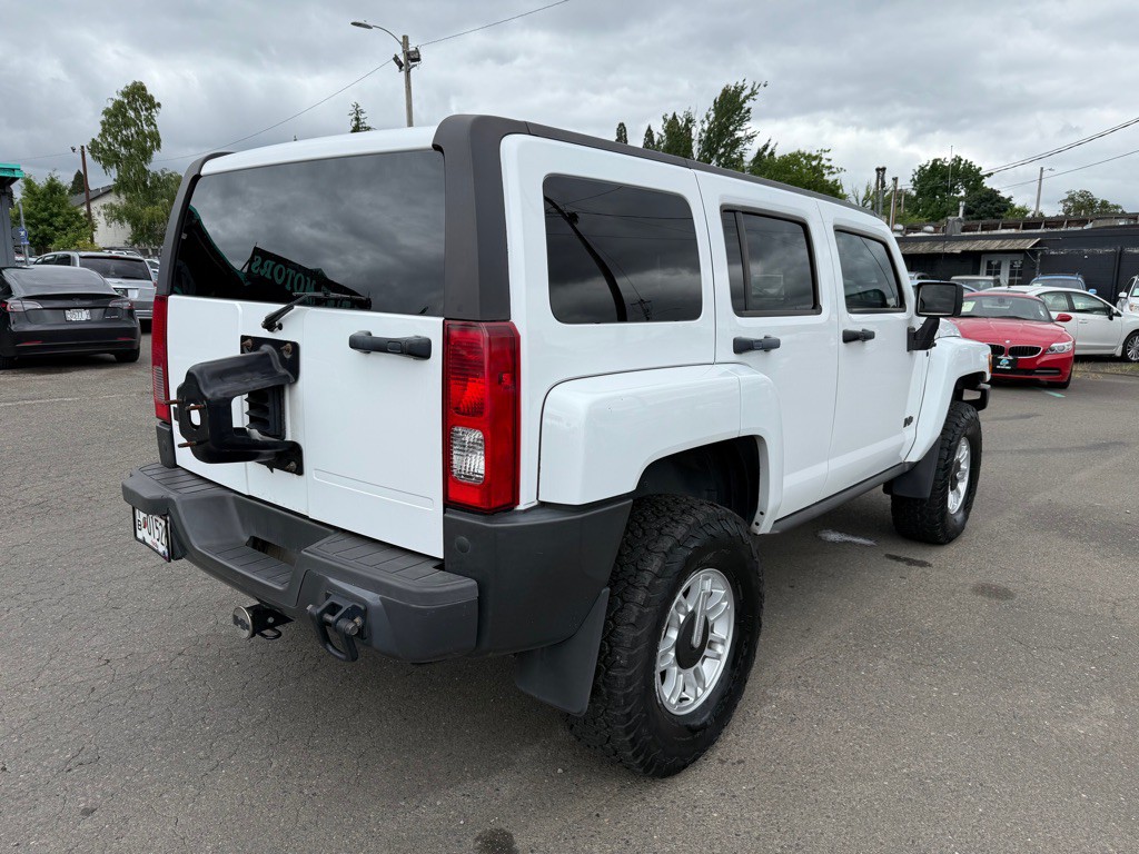 2008 HUMMER H3 Image 3