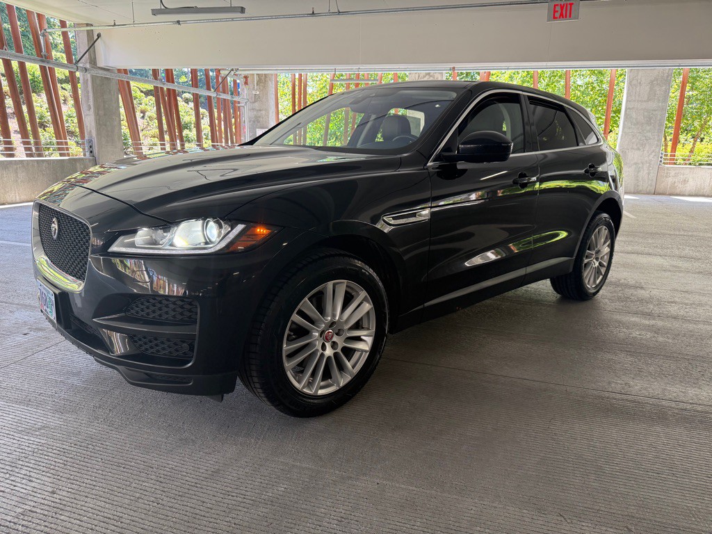 2020 Jaguar F-PACE Image 5