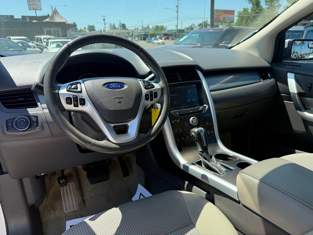 2011 Ford Edge Image 13
