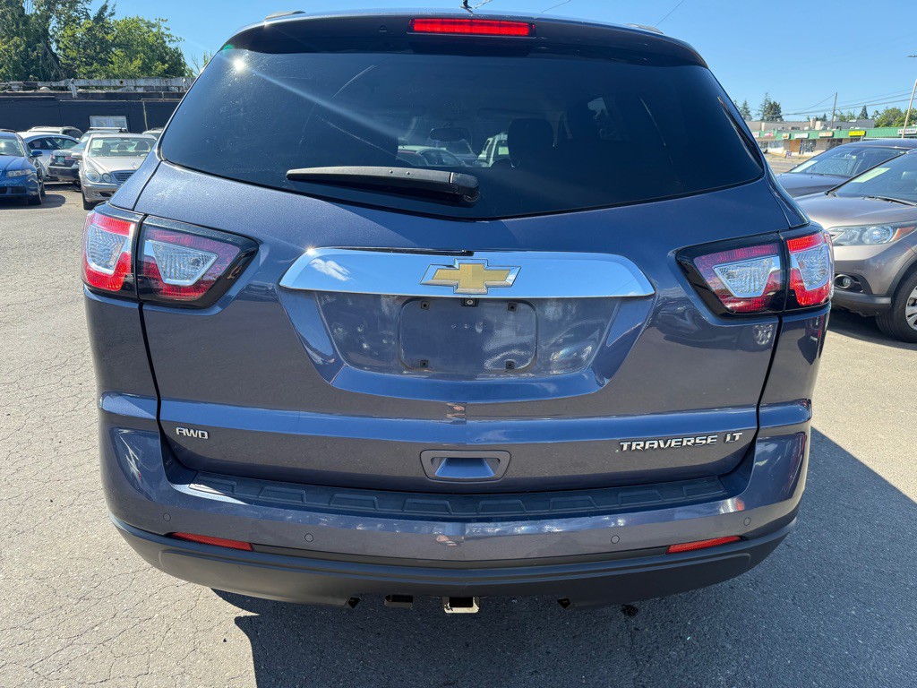 2014 Chevrolet Traverse Image 3