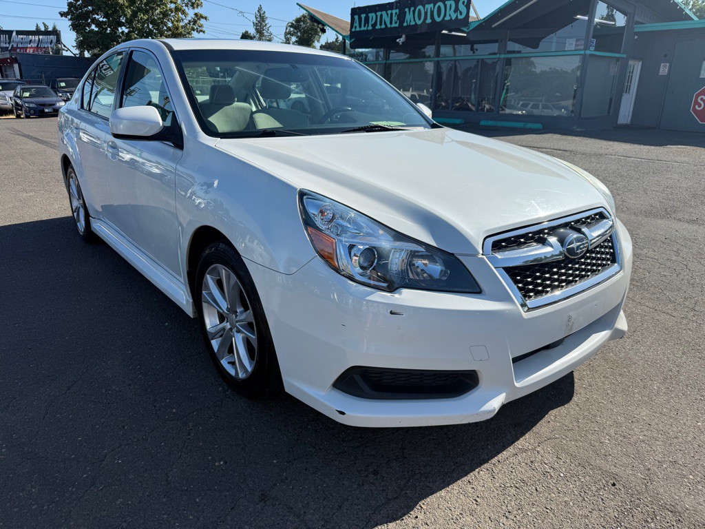 2014 Subaru Legacy Image 5