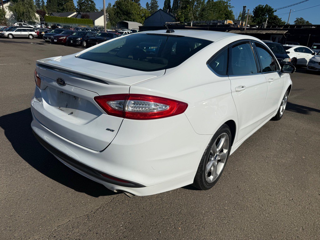 2015 Ford Fusion Image 3