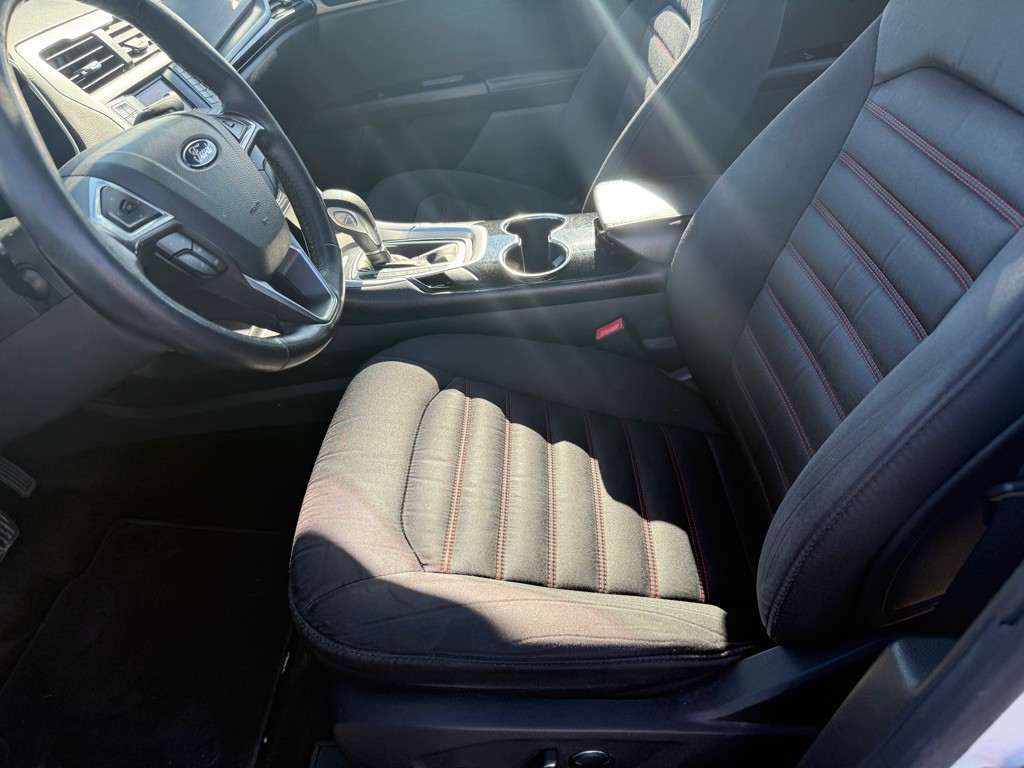 2015 Ford Fusion Image 6