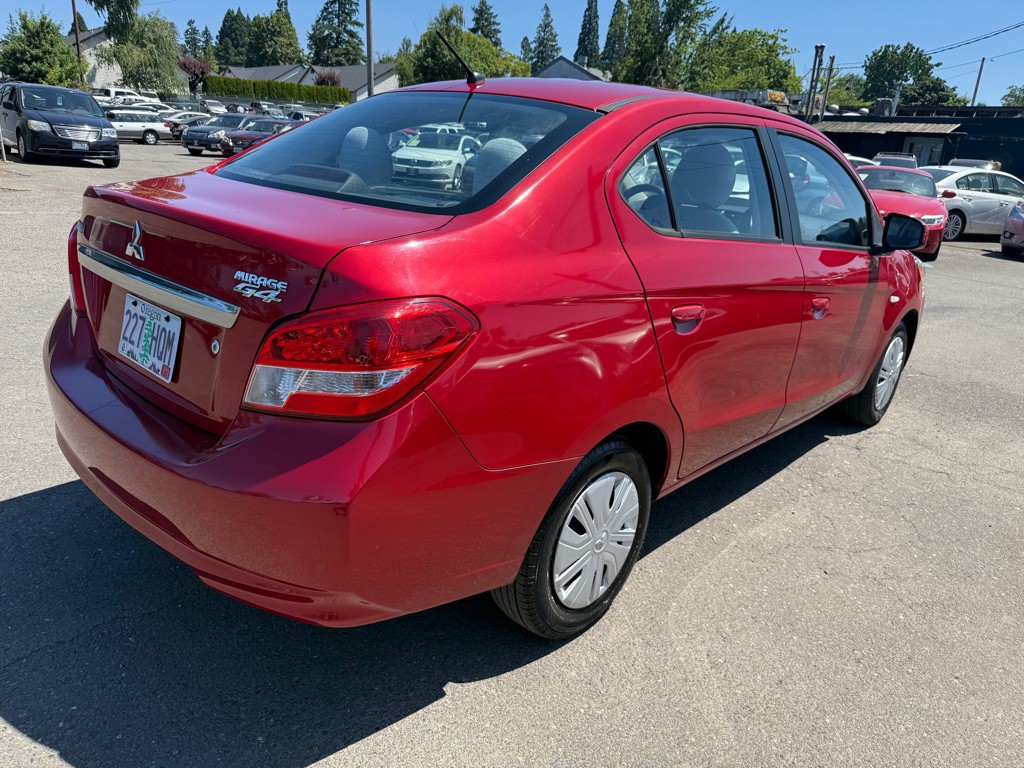 2017 Mitsubishi Mirage Image 4