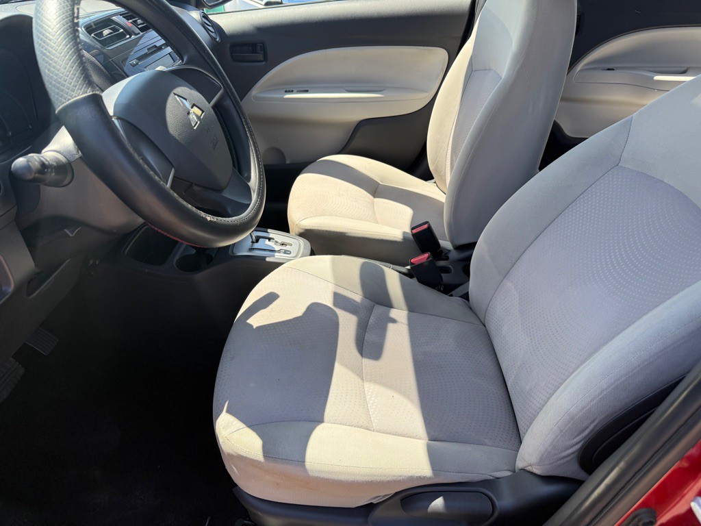 2017 Mitsubishi Mirage Image 7