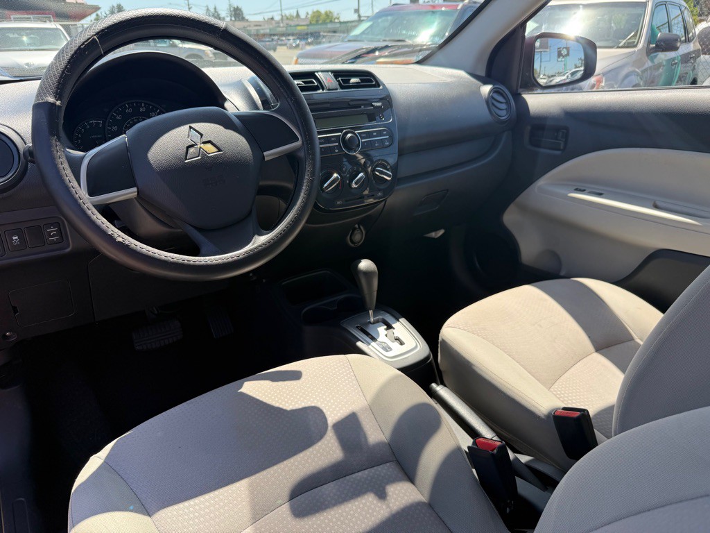 2017 Mitsubishi Mirage Image 9