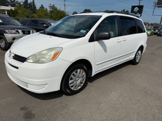 Image for 2005 Toyota Sienna CE ID: 6715256
