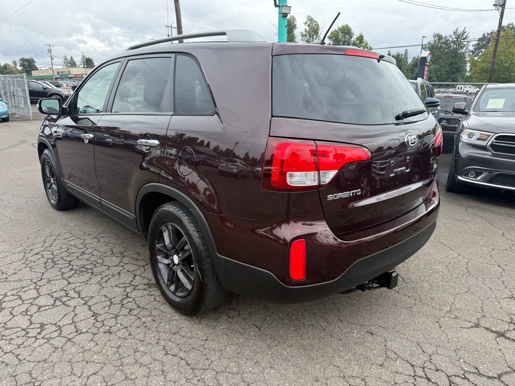 2014 Kia Sorento Image 2