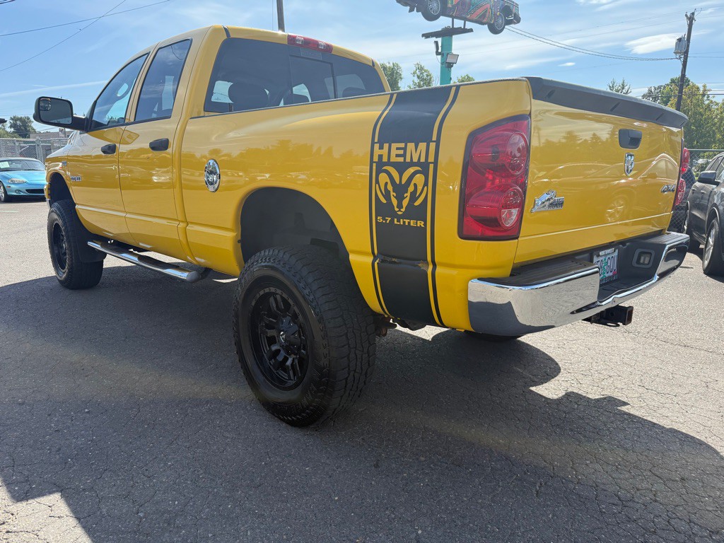 2008 Dodge Ram 1500 Image 3