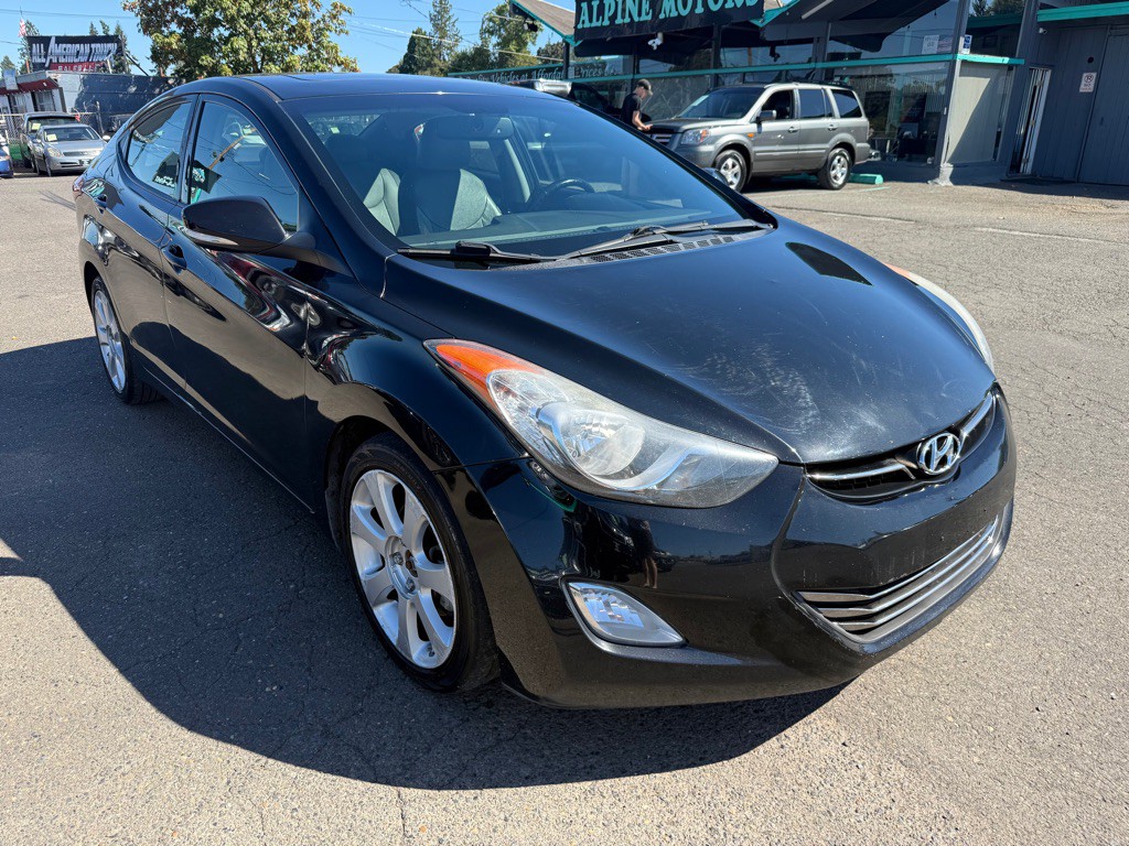 2013 Hyundai Elantra Image 5