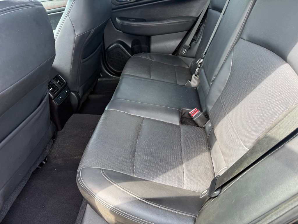 2016 Subaru Outback Image 7