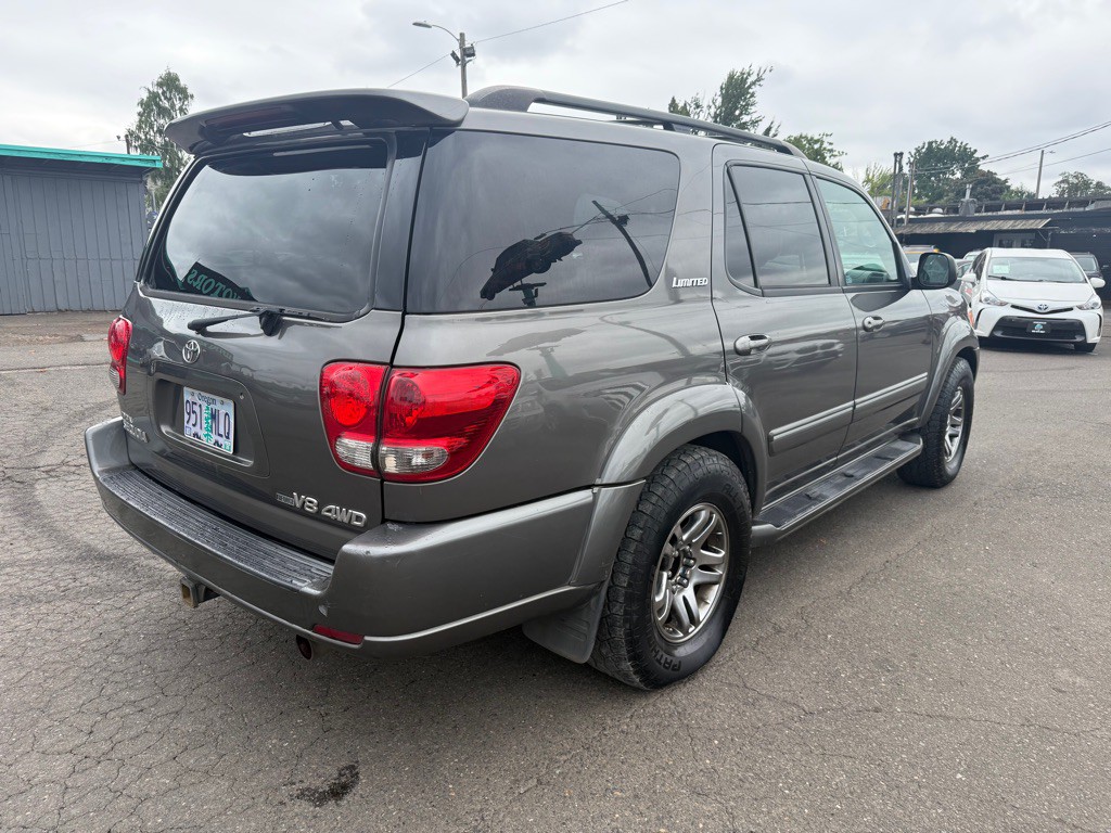 2006 Toyota Sequoia Image 4