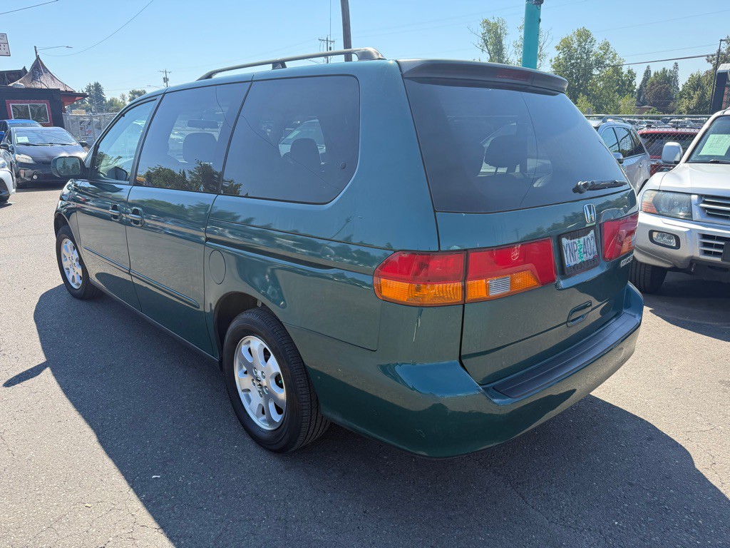2002 Honda Odyssey Image 2