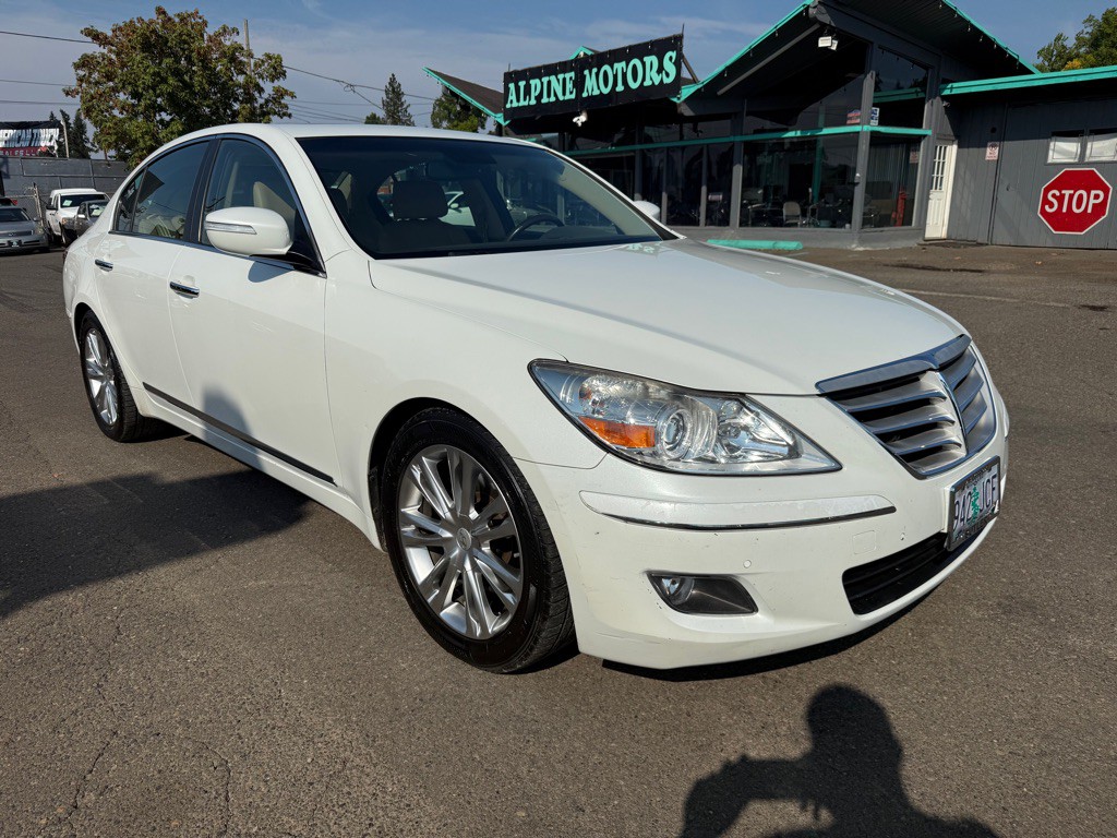 2009 Hyundai Genesis Image 5