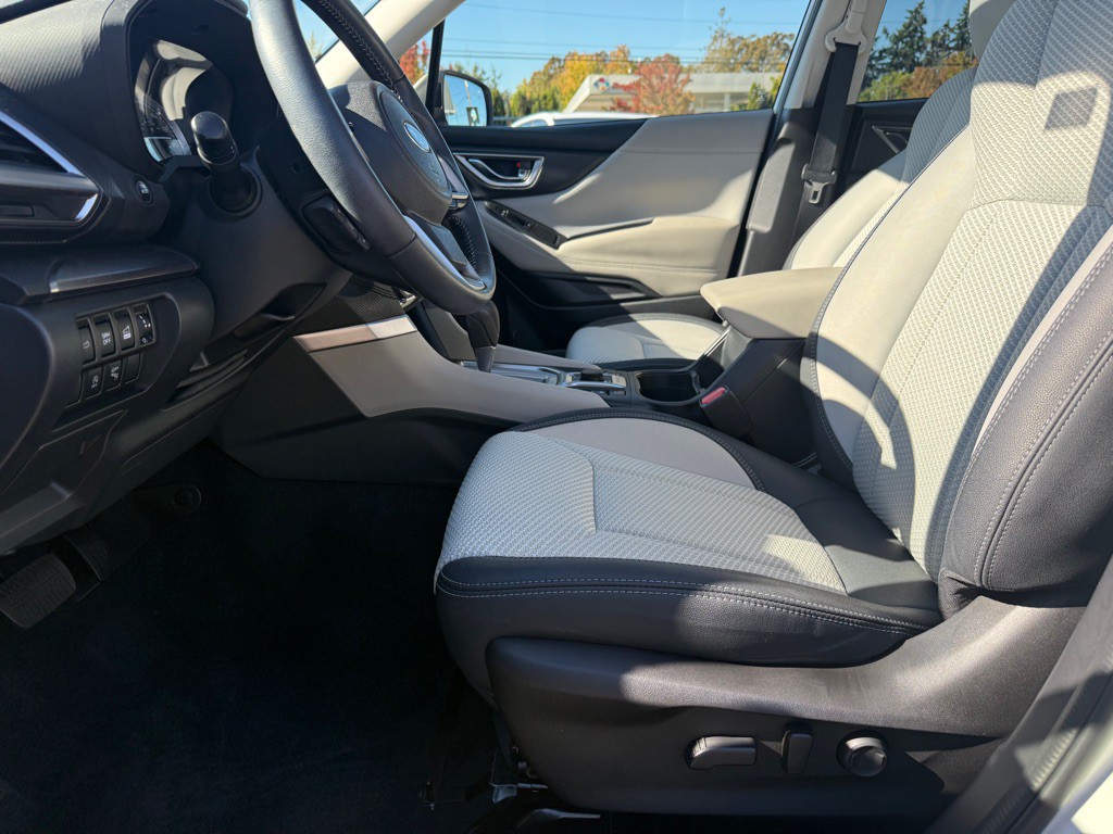 2022 Subaru Forester Image 10