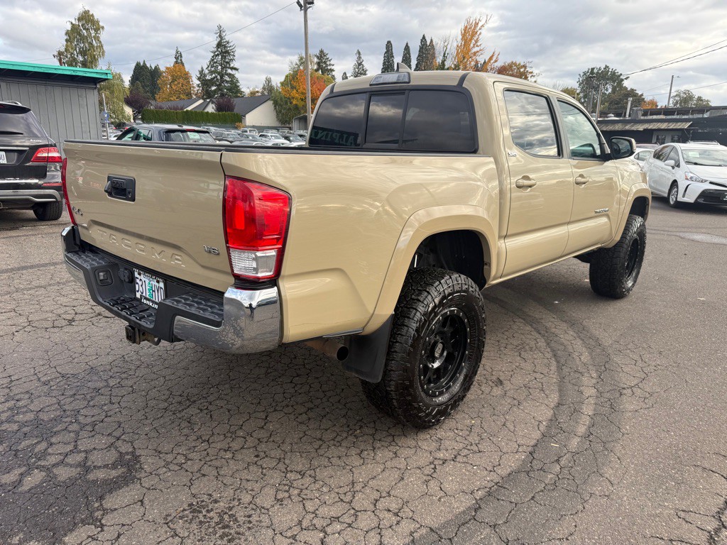 2016 Toyota Tacoma Image 6