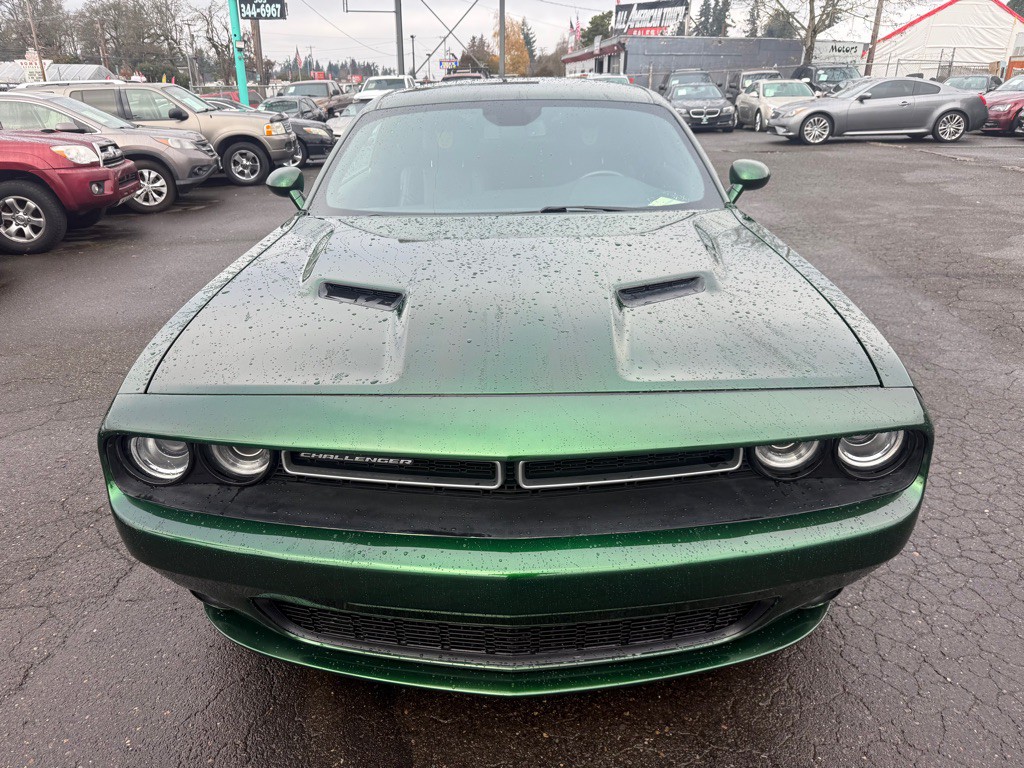 2018 Dodge Challenger Image 8