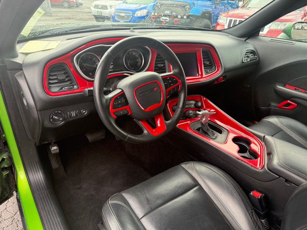 2018 Dodge Challenger Image 11