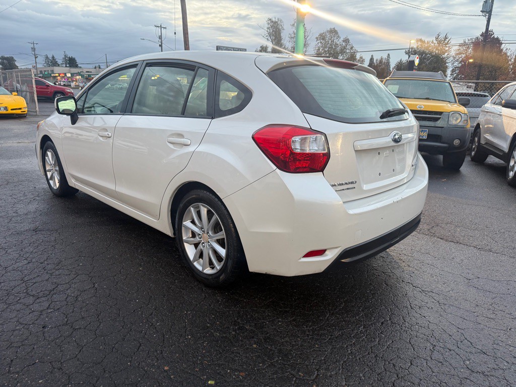 2014 Subaru Impreza Image 2