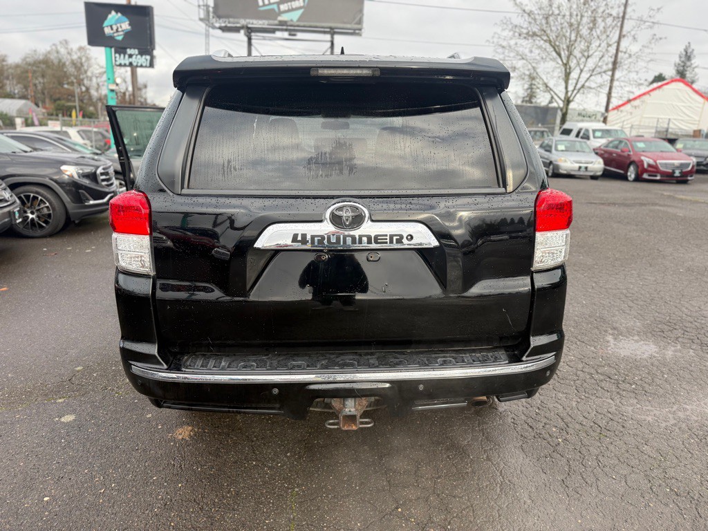 2011 Toyota 4Runner Image 5