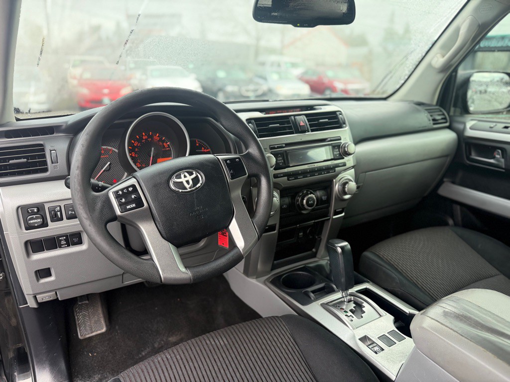 2011 Toyota 4Runner Image 21