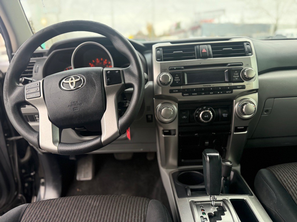 2011 Toyota 4Runner Image 22