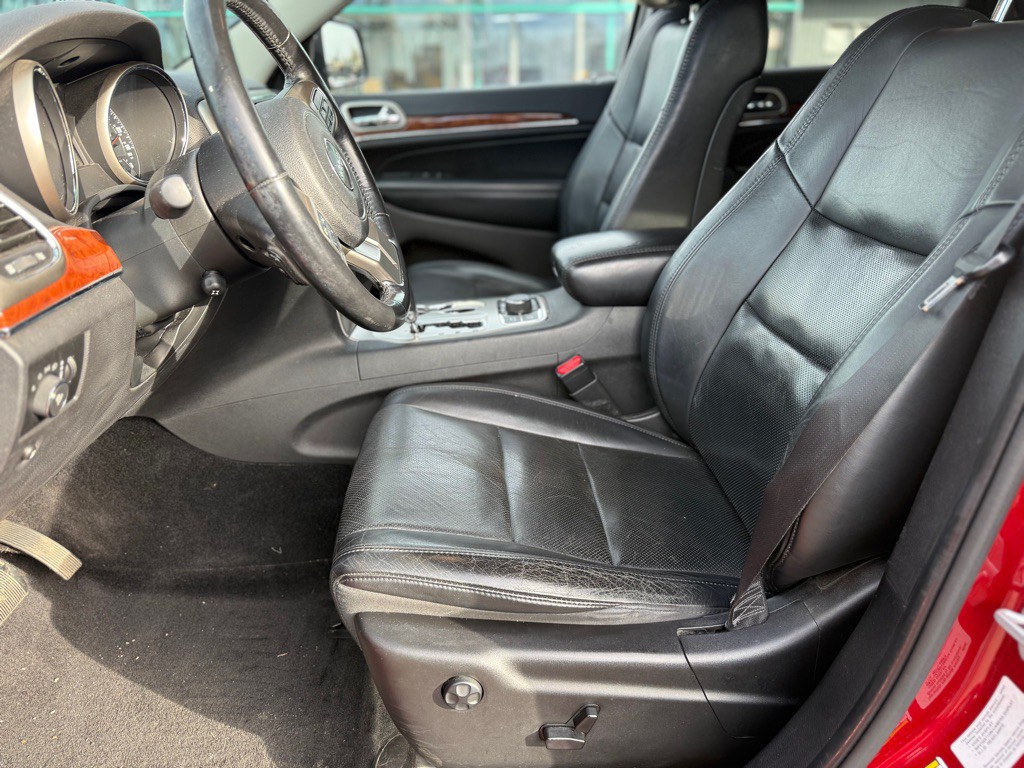 2011 Jeep Grand Cherokee Image 7