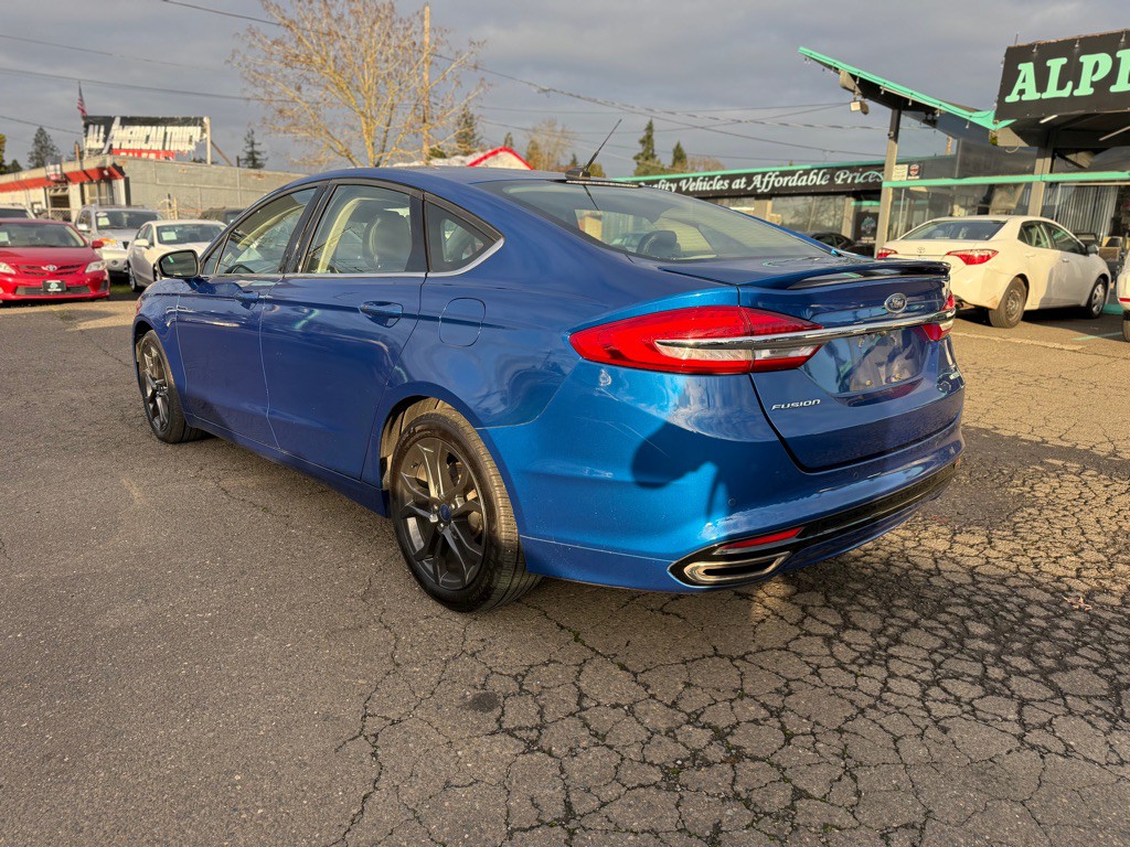 2018 Ford Fusion Image 2