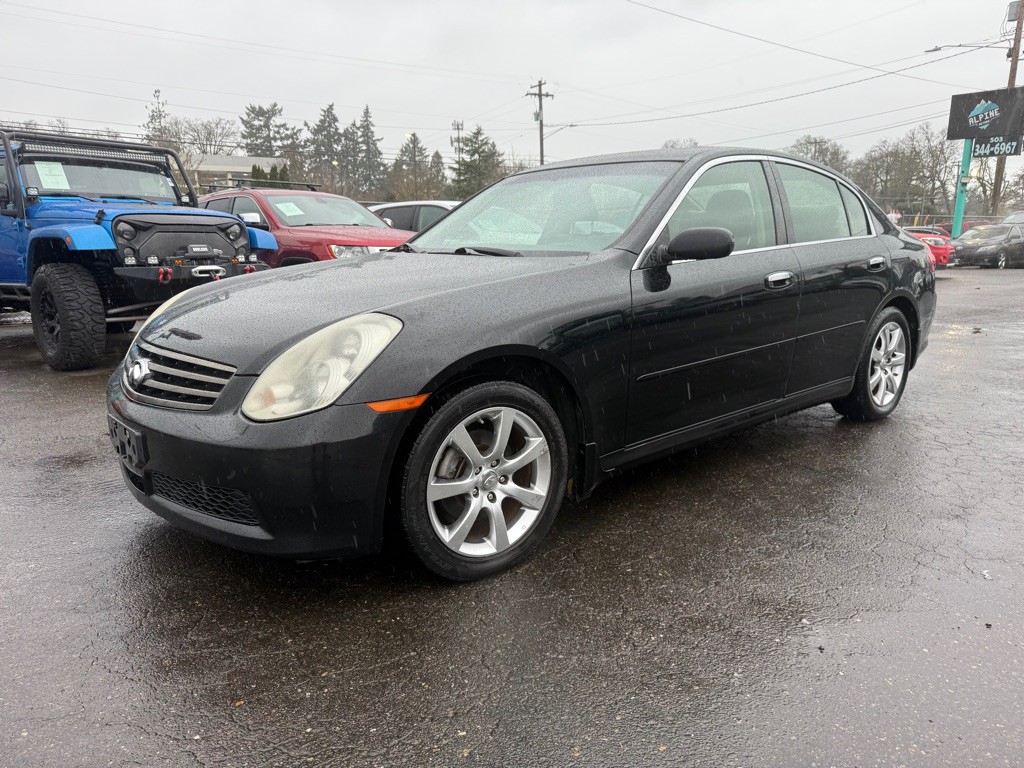 2005 INFINITI G35 Image 1