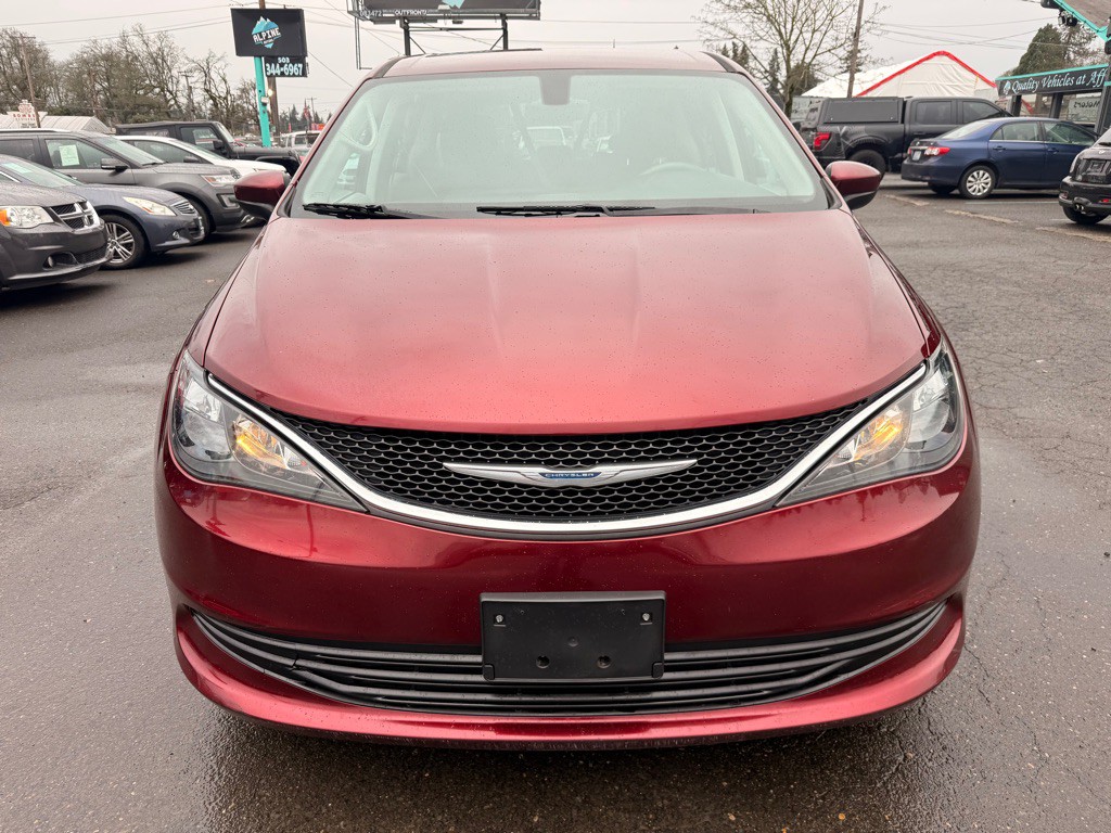 2017 Chrysler Pacifica Image 7