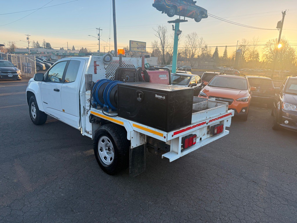 2015 Chevrolet Colorado Image 2