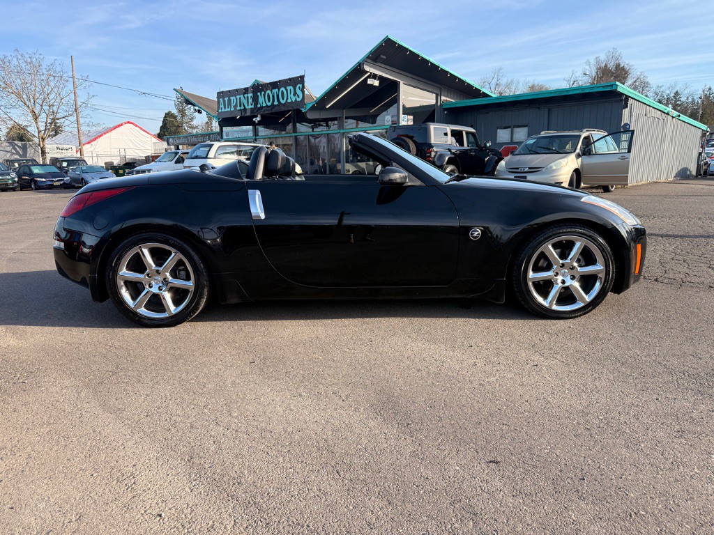 2004 Nissan 350Z Image 7