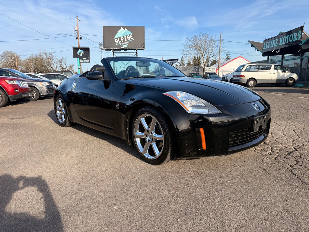 2004 Nissan 350Z Image 8