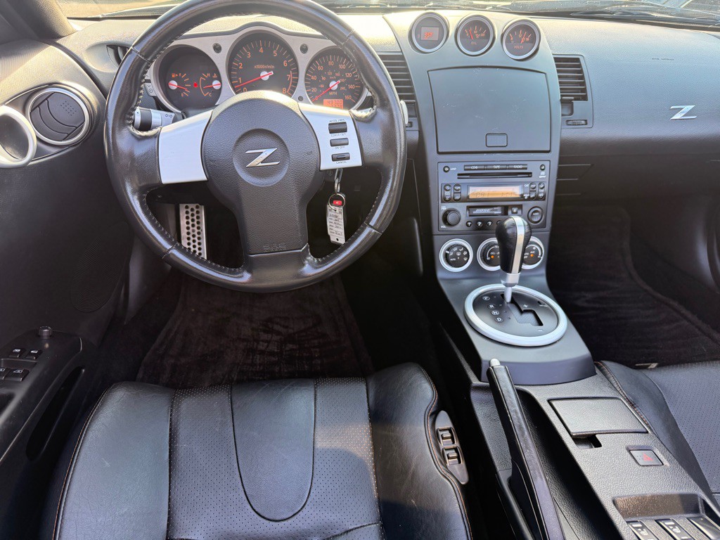 2004 Nissan 350Z Image 14