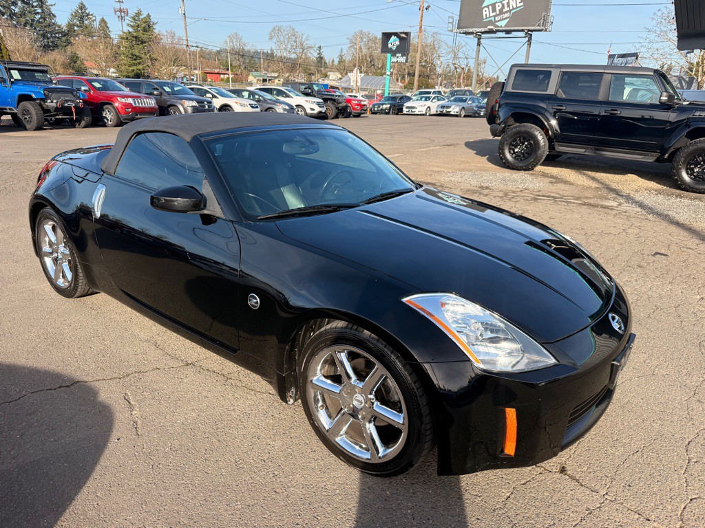 2004 Nissan 350Z Image 16