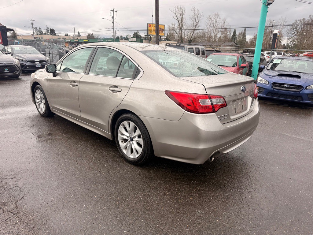 2017 Subaru Legacy Image 5