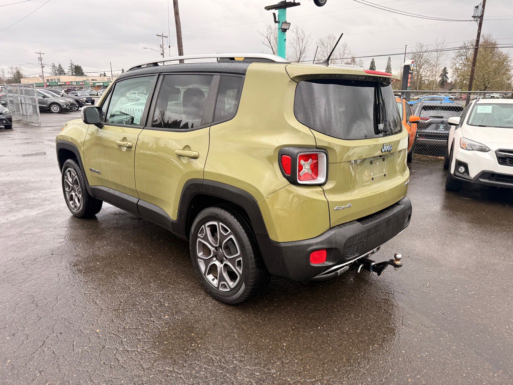 2015 Jeep Renegade Image 4
