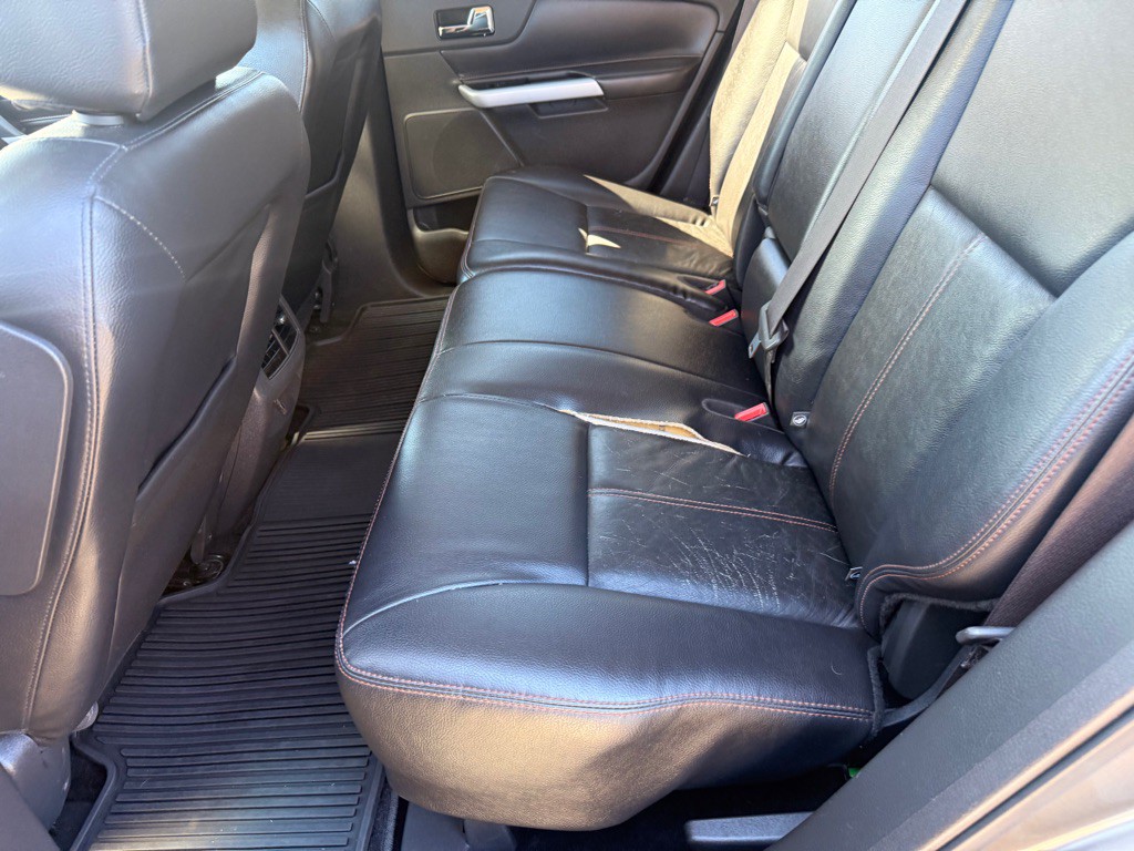 2014 Ford Edge Image 11