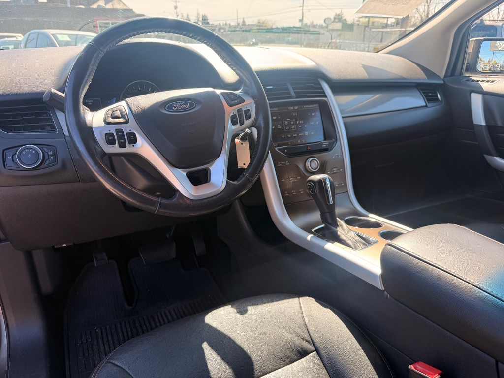 2014 Ford Edge Image 12
