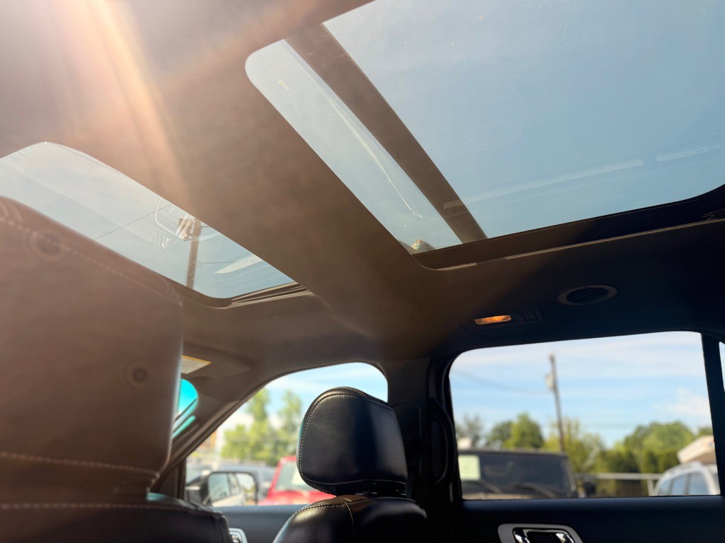 2013 Ford Explorer Image 14