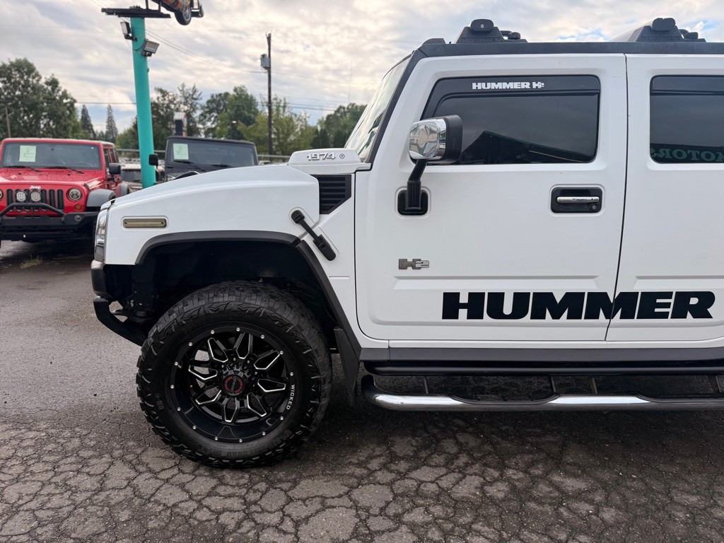2005 HUMMER H2 Image 2