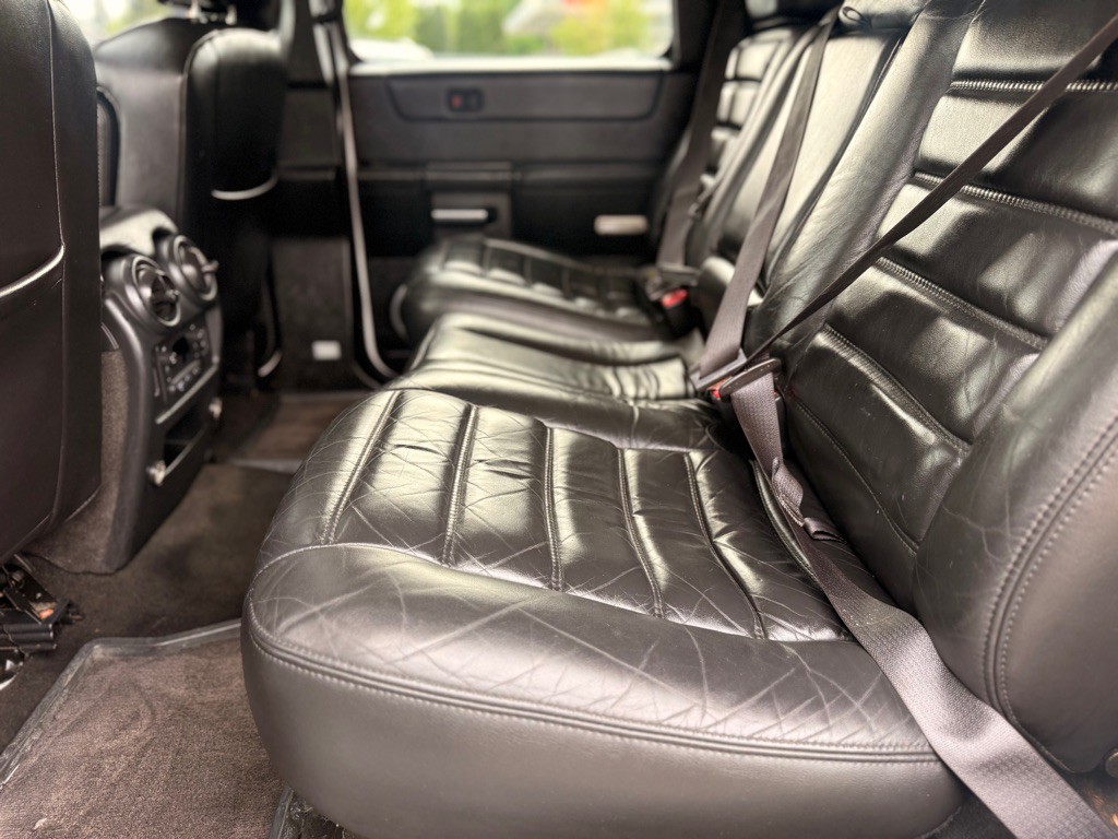 2005 HUMMER H2 Image 11