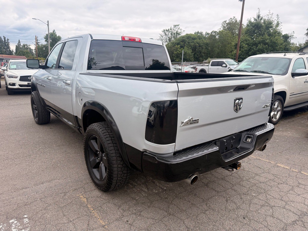 2012 Dodge Ram 1500 Image 2