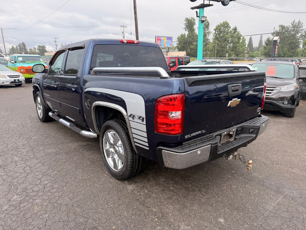 2009 Chevrolet Silverado 1500 Image 2