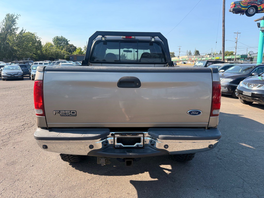 2002 Ford F-250 Image 6