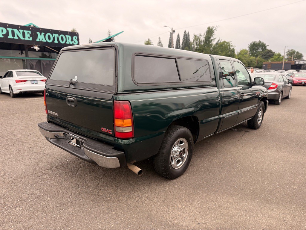 2003 GMC Sierra Image 4